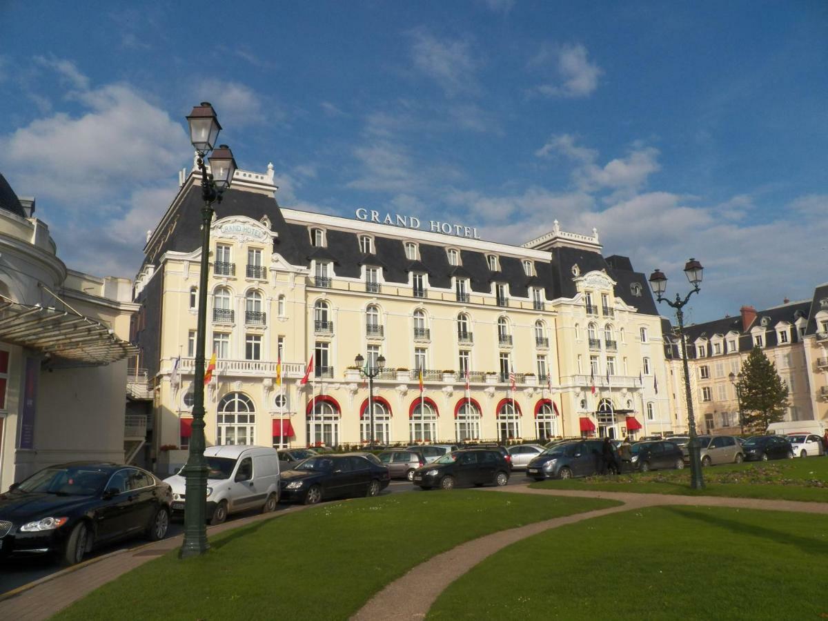 Cabourg - Hyper Centre, Plage Esterno foto