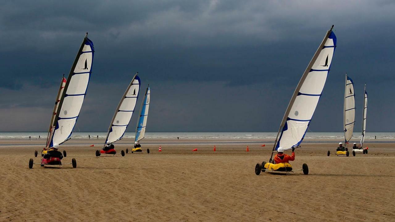 Cabourg - Hyper Centre, Plage Esterno foto